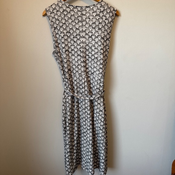 41 Hawthorne Liana faux wrap pullover dress with tie - Picture 6 of 6
